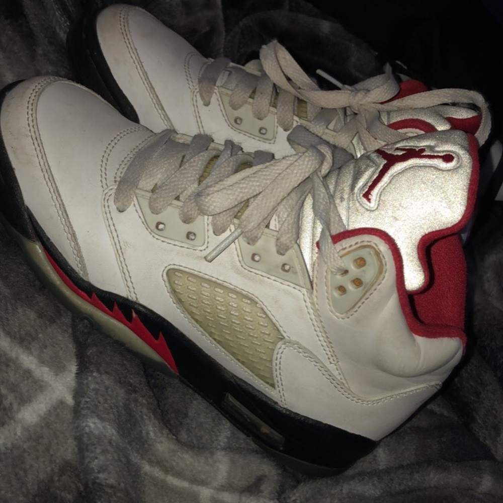 Jordan 5 Retro Fire Red